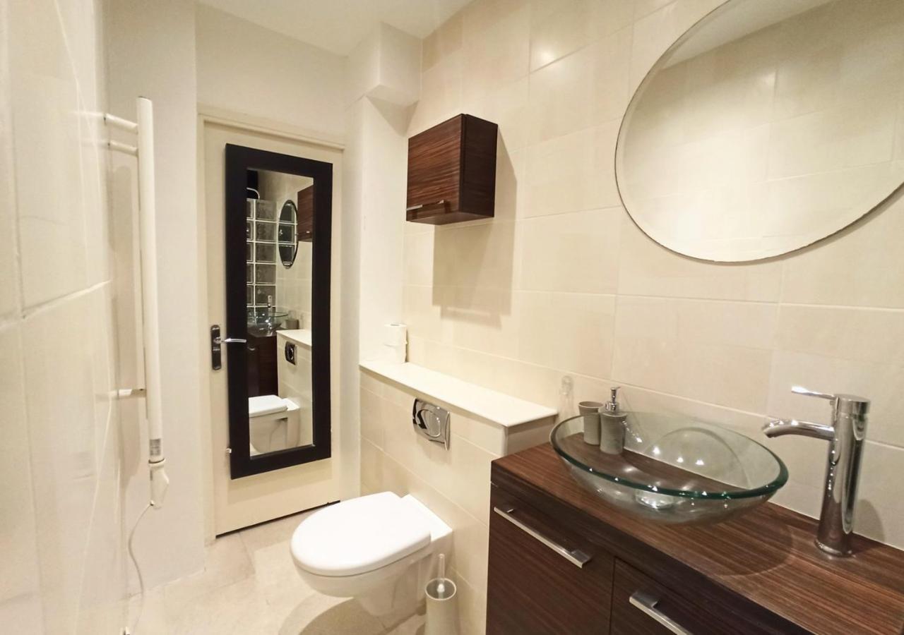 Apartment Viva Riviera - 19 Rue Des Freres Pradignac *